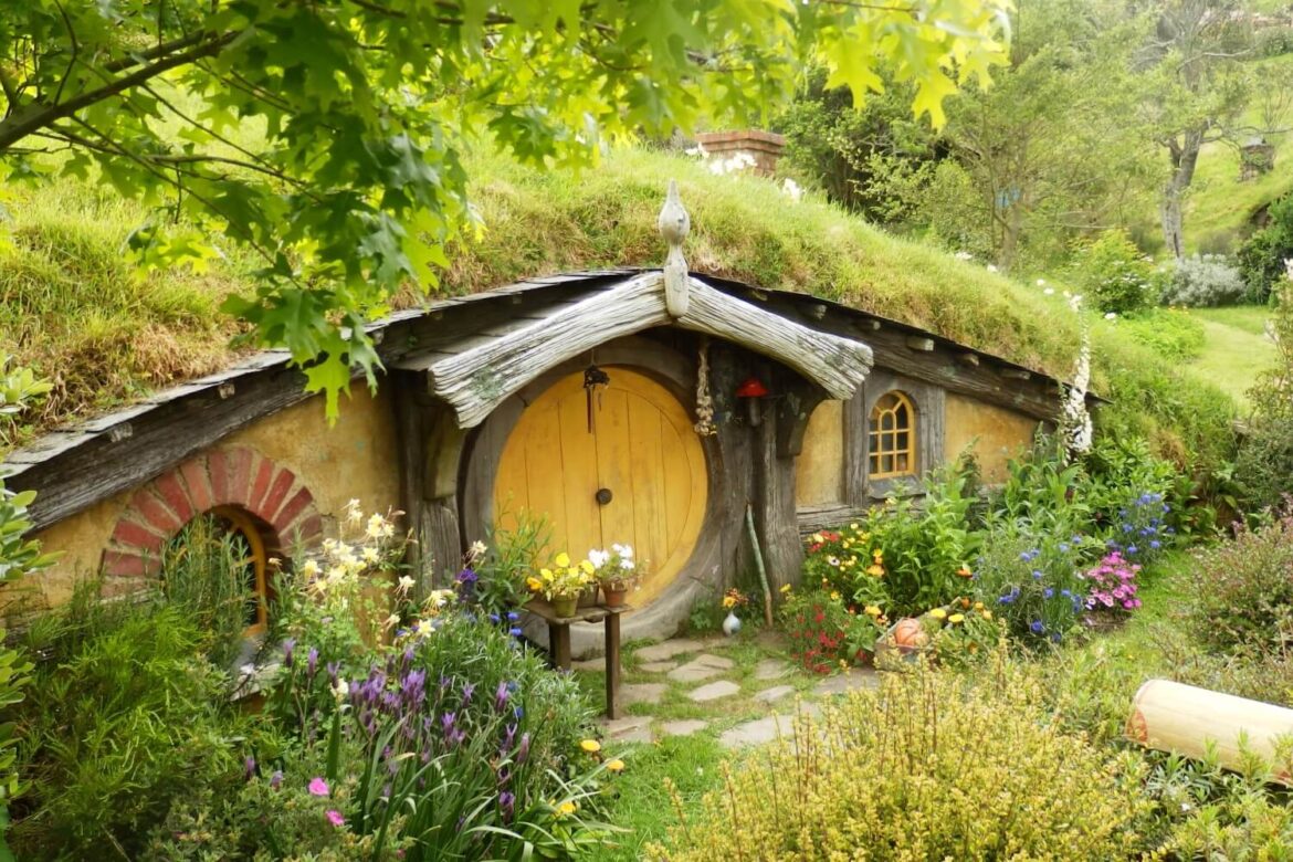 Reisgids van Hobbiton on Matamata in Nieuw-Zeeland