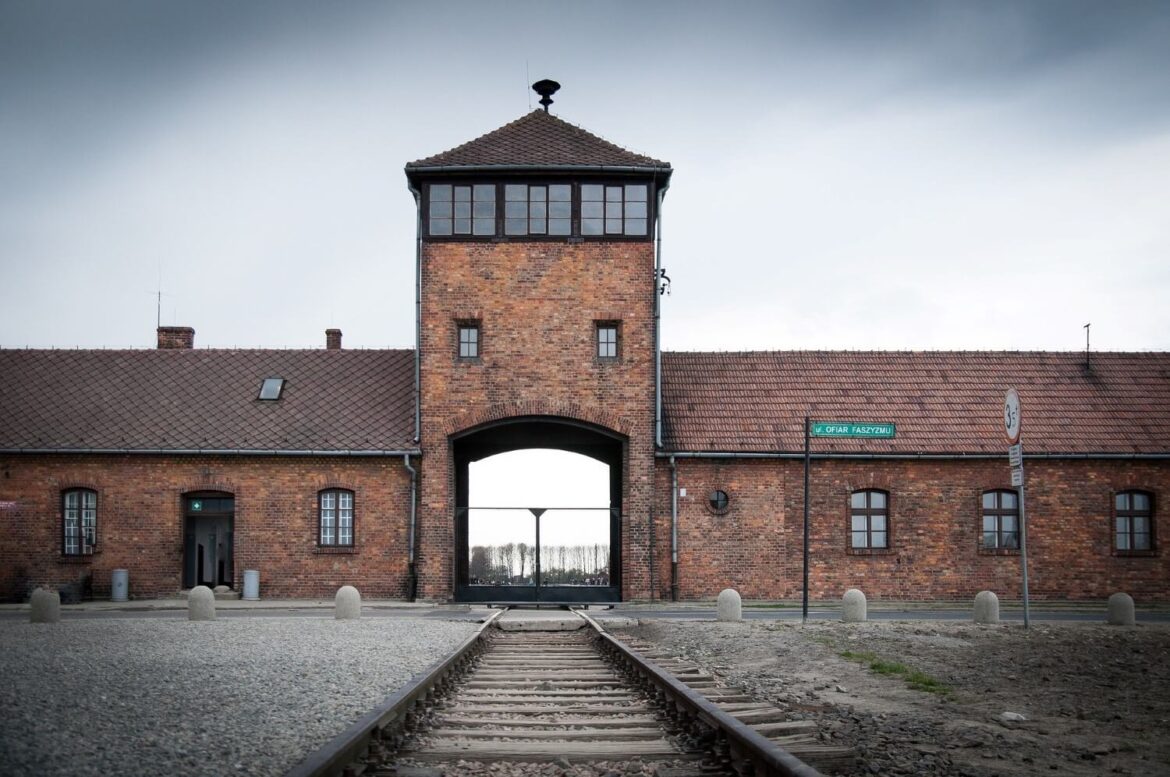 Het voormalig concentratiekamp Auschwitz Birkenau in Polen