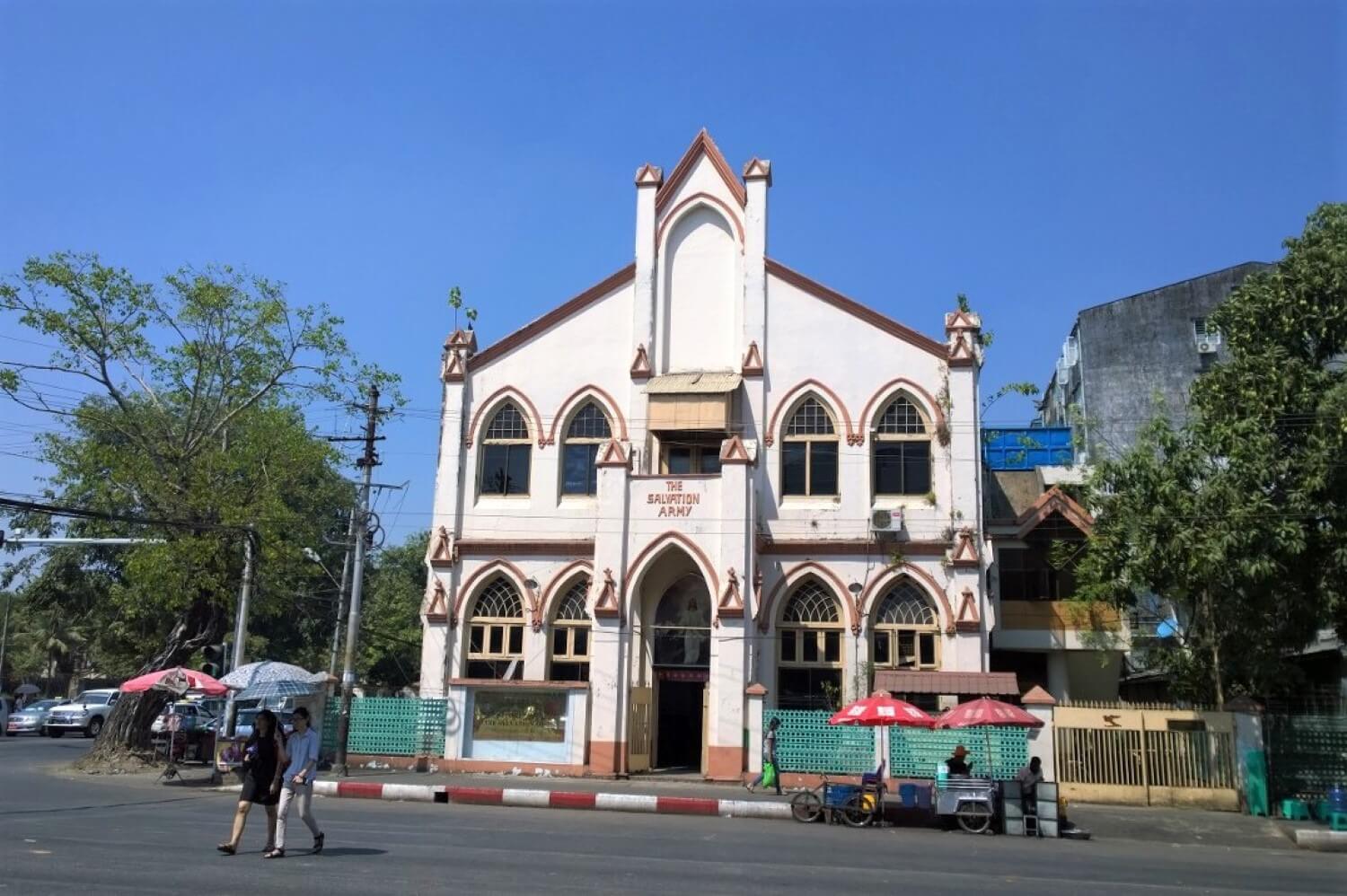Een kerk in de binnenstad van Yangon, Myanmar