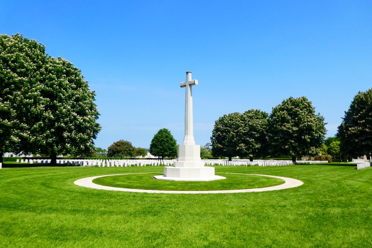 Monument van de Britse begraafplaats in Bayeux