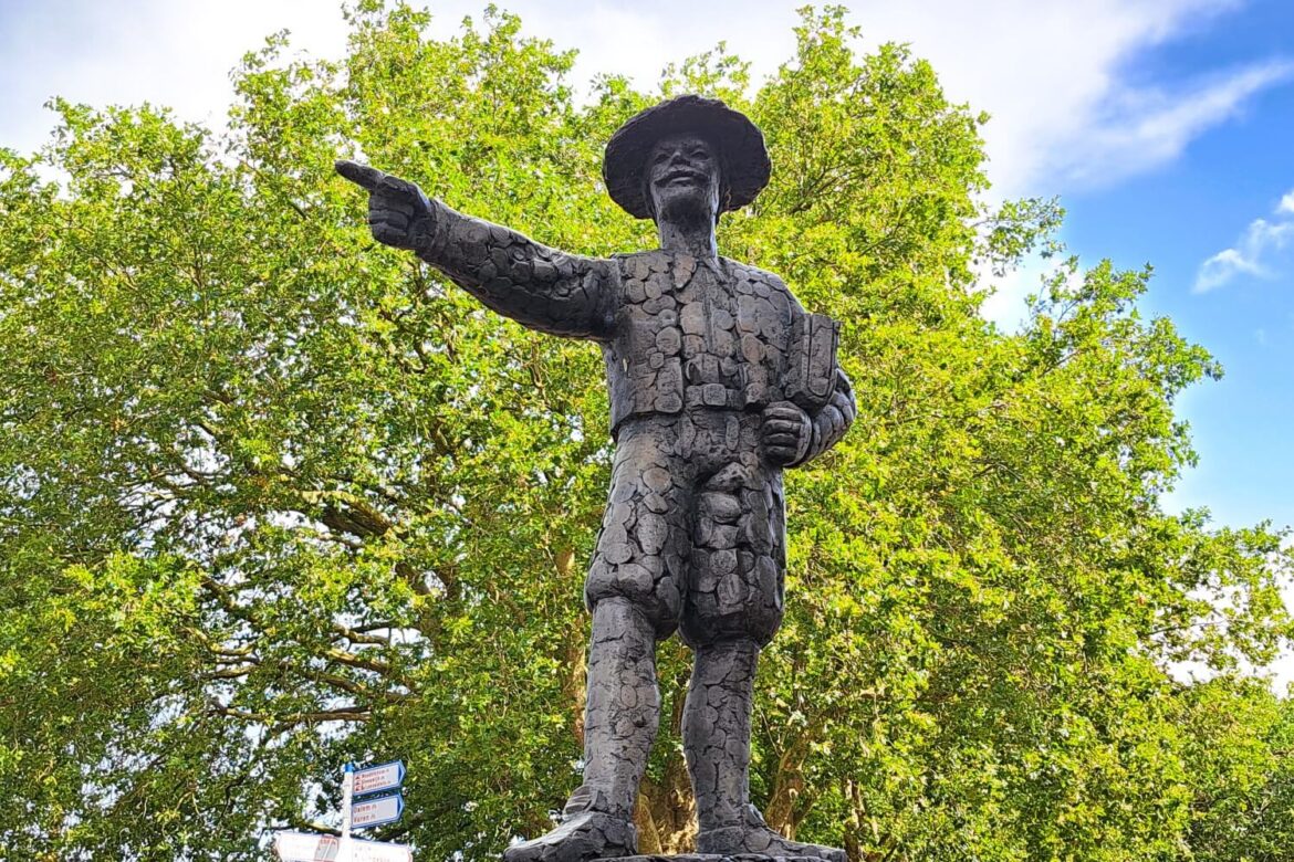 Standbeeld van ontdekkingsreiziger Hendrik Hamel
