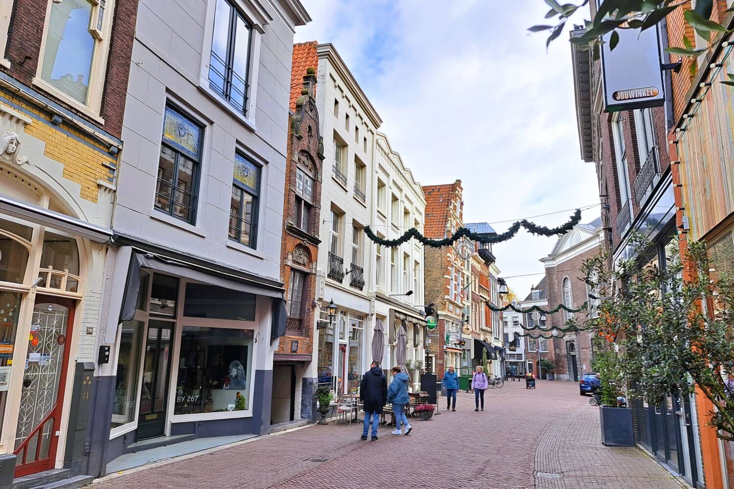 Shoppen in Dordrecht? Ga dan naar de Voorstraat