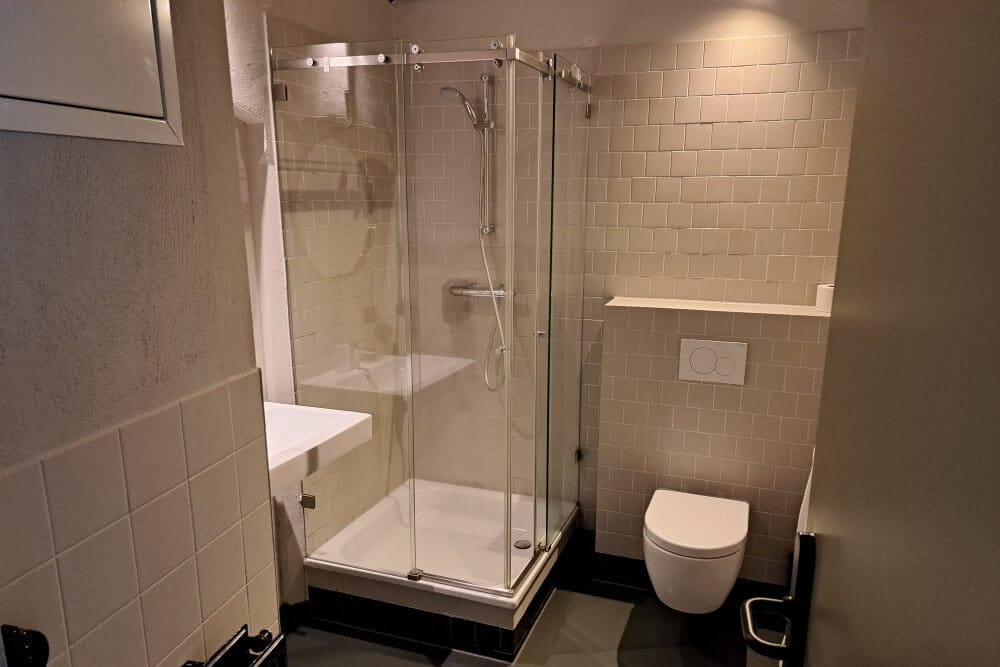 Badkamer in het Alibi Hostel