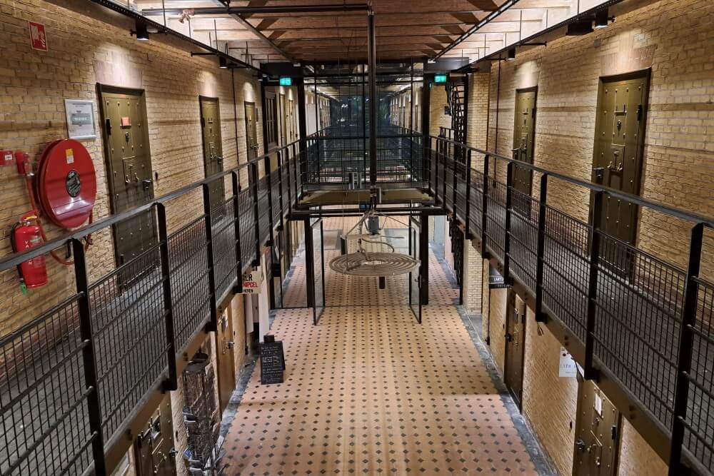 Alibi Hostel in de Blokhuispoort in Leeuwarden